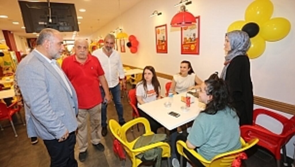 Başkan Sandıkçı’dan Esnaflara Hayırlı Olsun Ziyareti