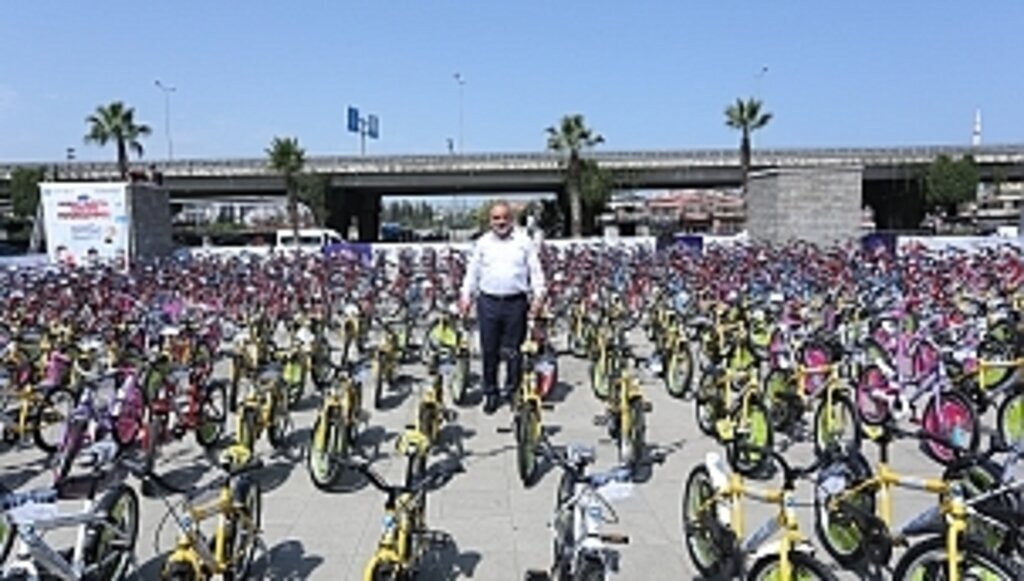 Canik’te Tüm Çocuklar Bisikletlerine Kavuştu