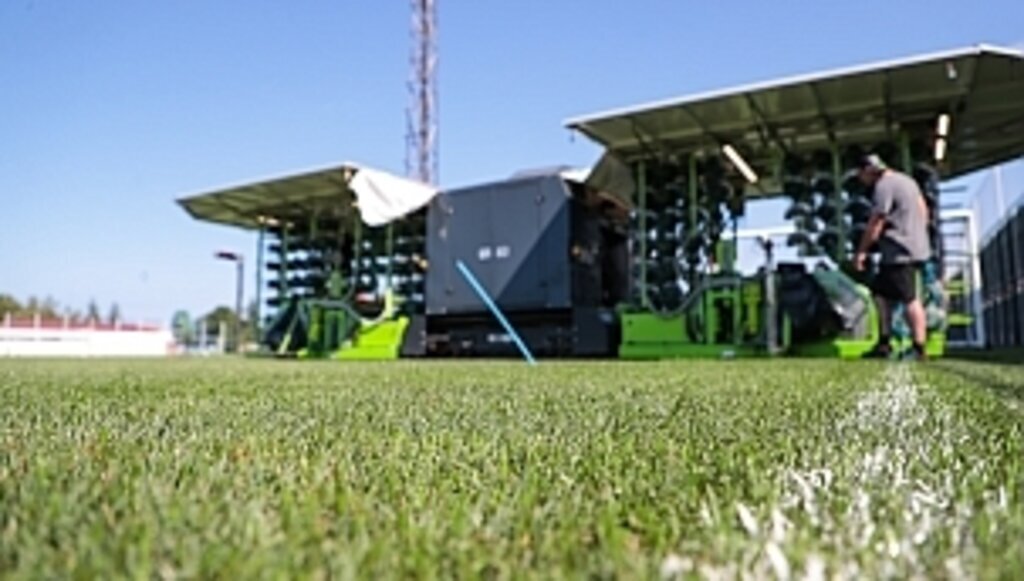 Nuri Asan Tesisleri hibrit çime geçiyor