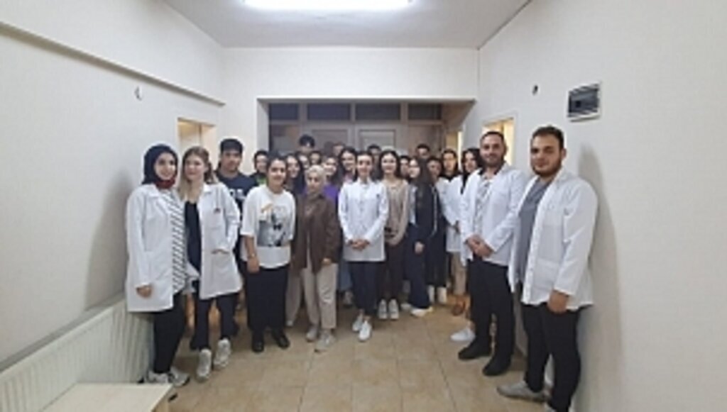 BAŞKAN DEMİRTAŞ EĞİTİMLİ NESİLLERİN YETİŞMESİ İÇİN HER İMKANI TEMİN EDECEĞİZ