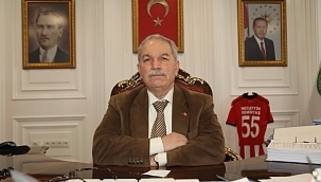 BAŞKAN DEMİRTAŞ MEVLİD KANDİLİNİ KUTLADI