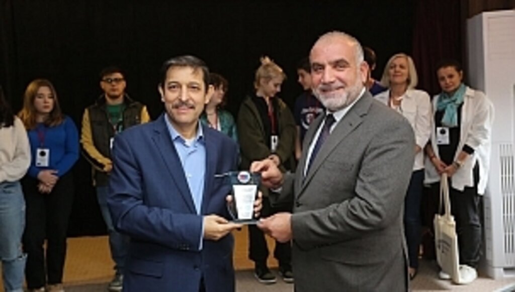 Başkan Sandıkçı: “Gençler için yeni projeler kazandırmaya devam edeceğiz”