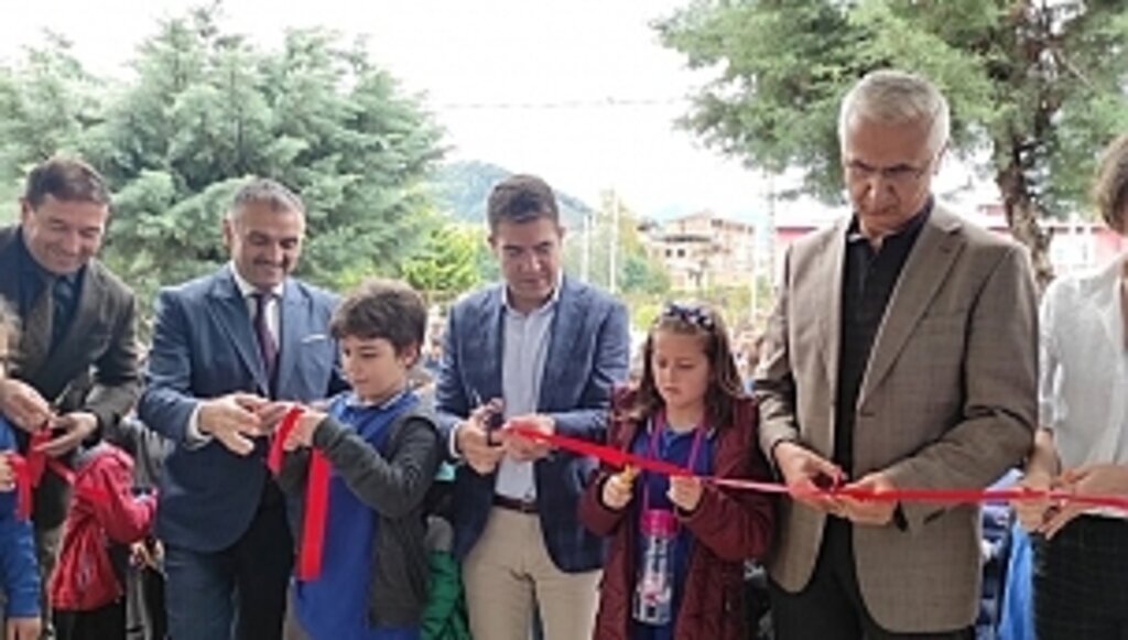 Salıpazarı’nda Çocuklar Kitaplarla Buluştu