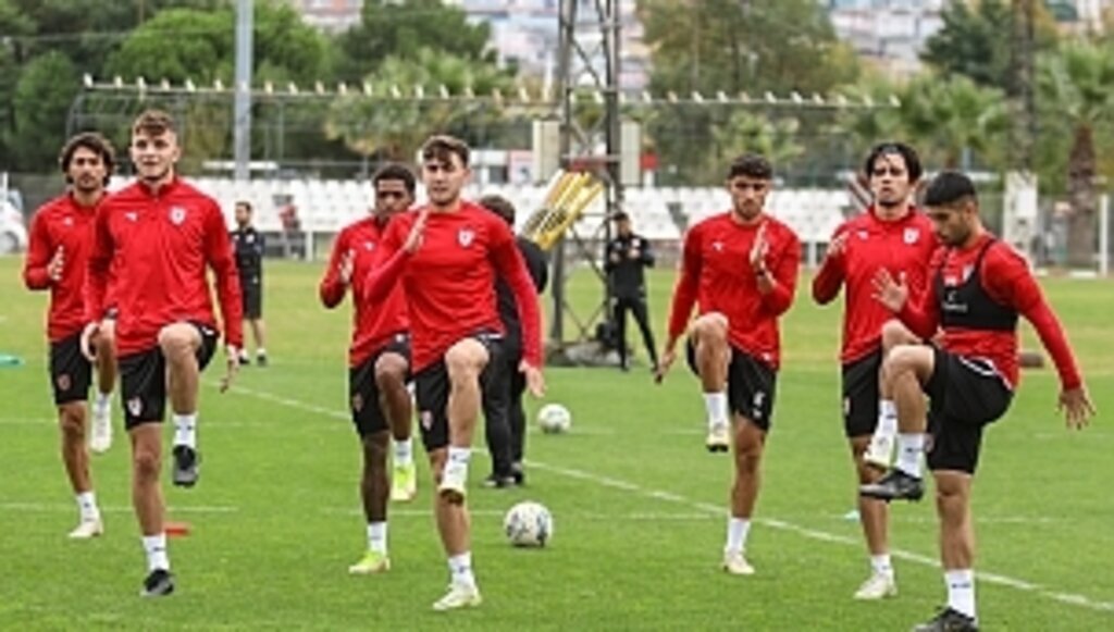 Samsunspor Gençlerbirliğine bileniyor