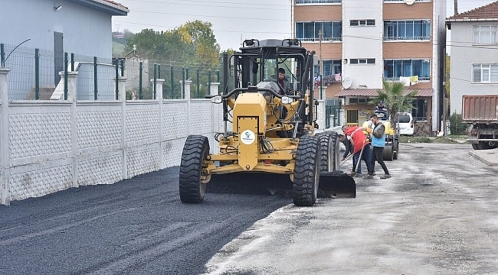 Tekkeköy'de bir okulun daha çevre düzenlemesi bitti