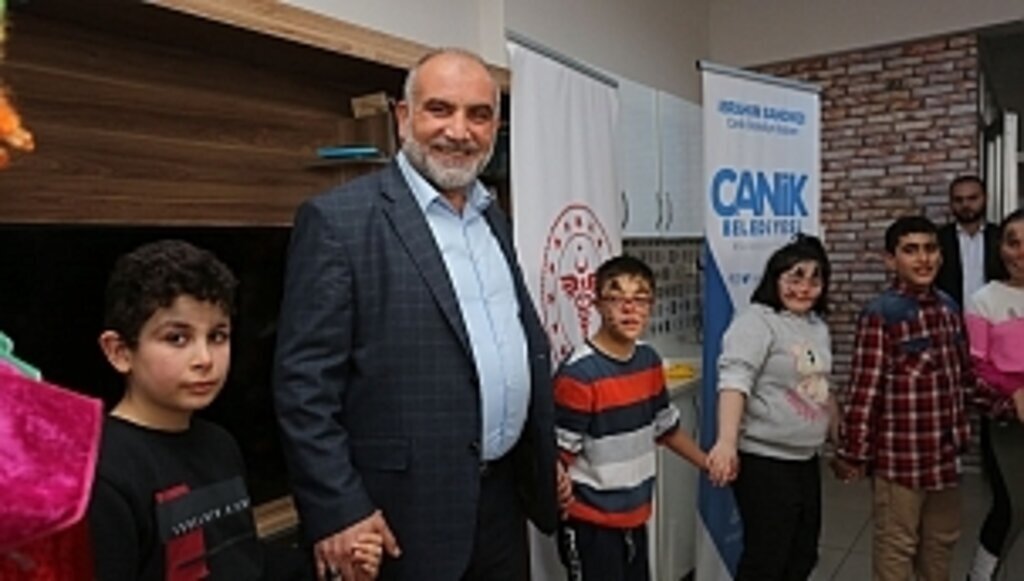 Başkan Sandıkçı: “Özel vatandaşlarımızın bir gün değil her gün yanındayız”