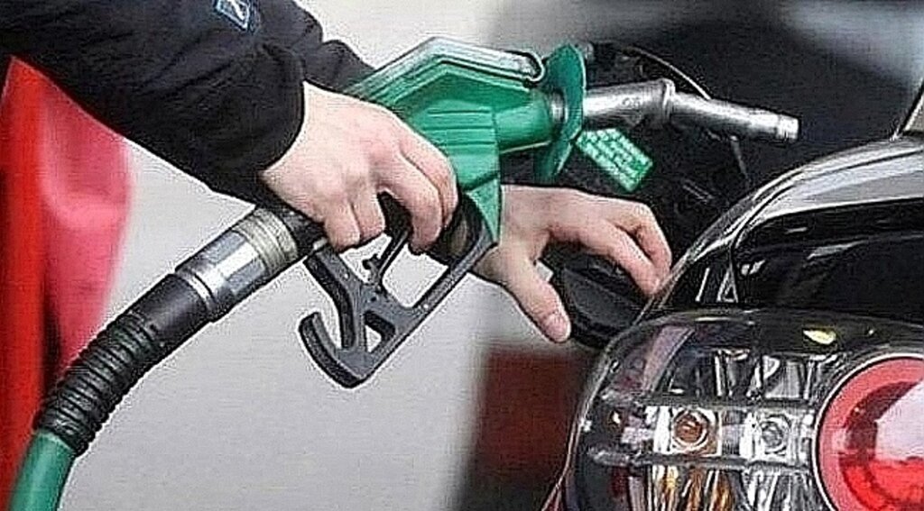 Araç sahipleri dikkat! Benzine zam geldi