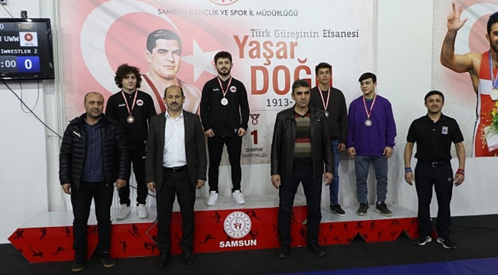 Samsun'da U-20 Greko-romen güreş müsabakaları sona erdi