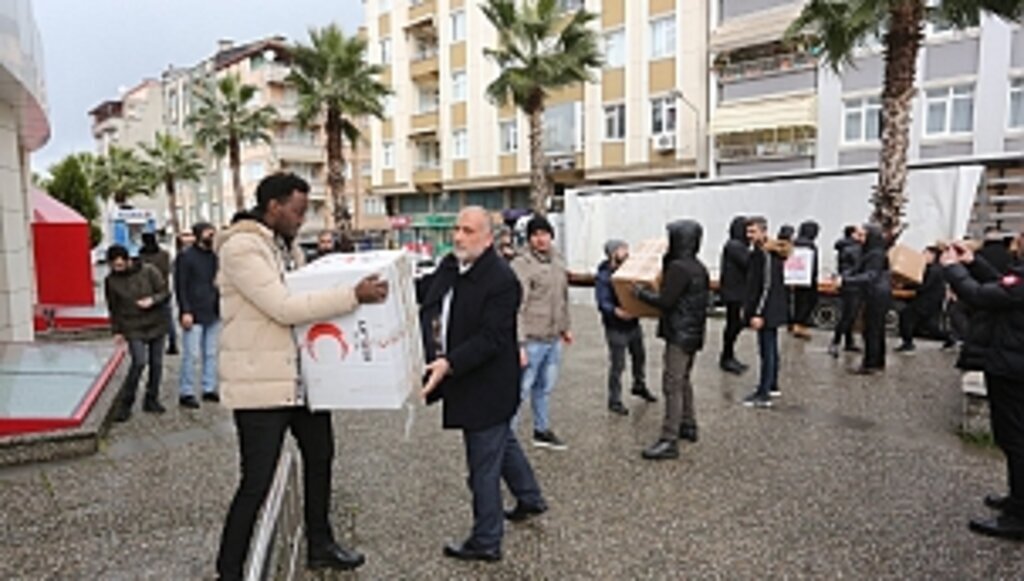 Canik’ten Deprem Bölgesine Yardım Seferberliği