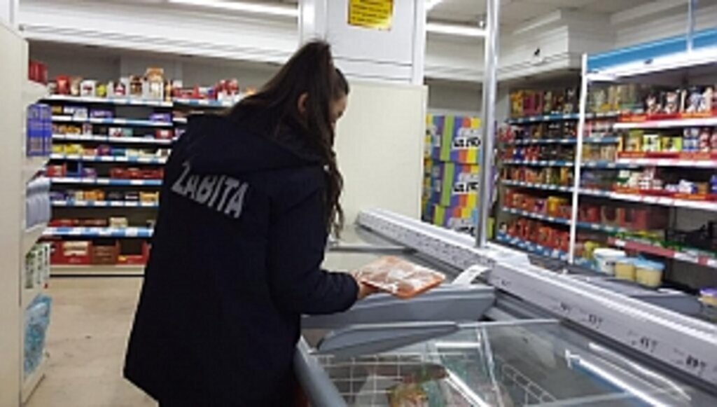 Canik Zabıtasından Zincir Marketlere Denetim