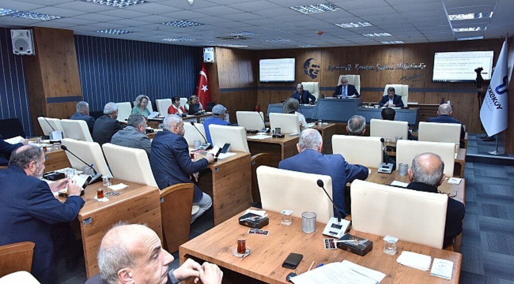Tekkeköy Belediye Meclisi depremzedeler için tek yürek