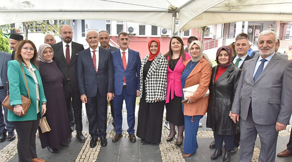 Başkan Togar ilçe halkıyla bayramlaştı