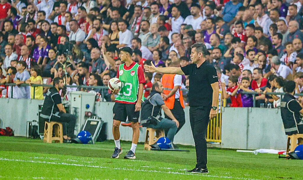 Samsunspor Teknik Direktörü Hüseyin Eroğlu: