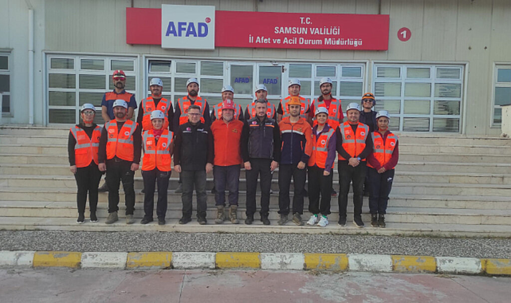 Atakum’un afet gönüllüleri eğitimlerini başarıyla tamamladı