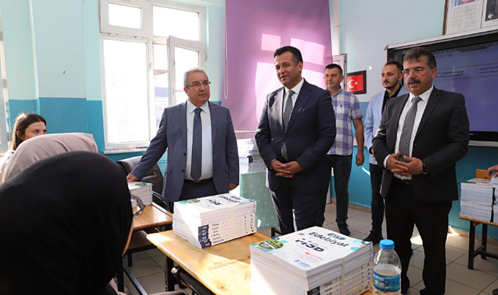 BAŞKAN DOĞAN’DAN EĞİTİMDE ÖNCÜ HİZMETLER