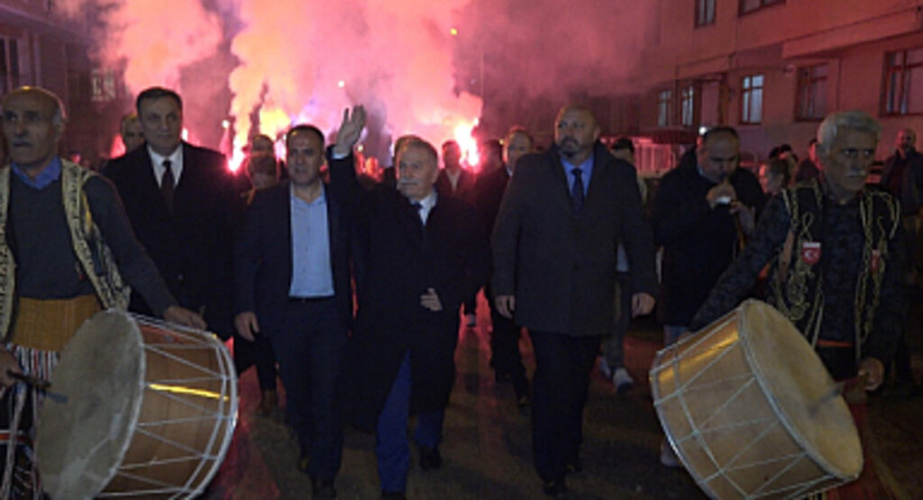 BAŞKAN DEMİRTAŞ: BUGÜN YENİDEN DOĞAN BİR UMUT İÇİN BÜYÜK BİR ADIM ATTIK