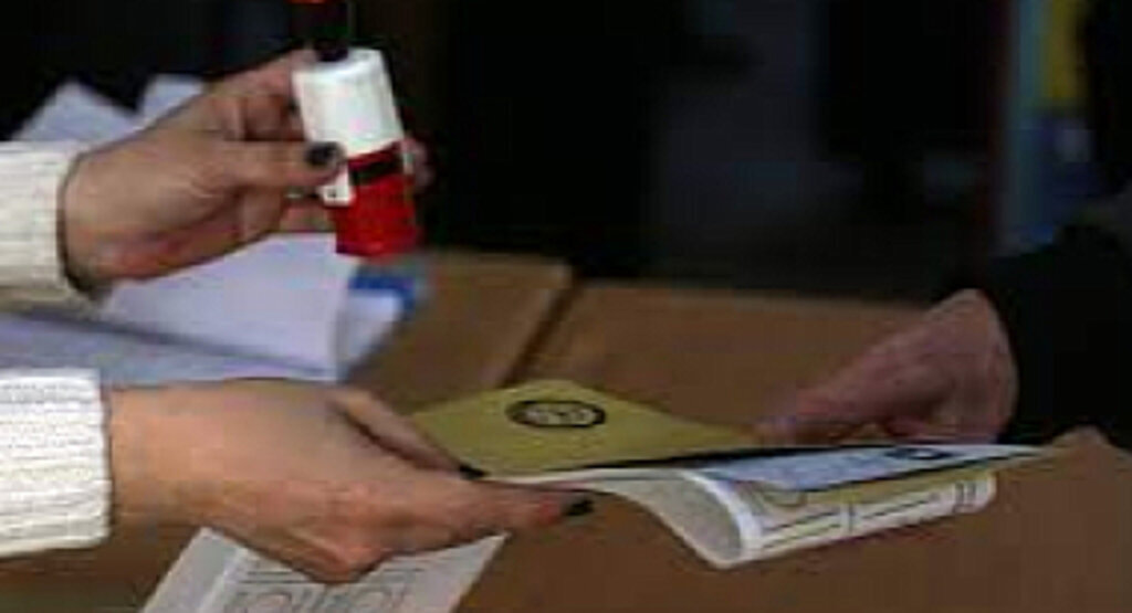 Oy kullanma saatleri saat kaçta başlıyor, bitiyor? 