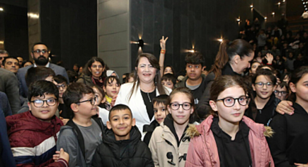 ÖZLEM MARAŞ: ÇOCUKLARIMIZ İÇİN POZİTİF AYRIMCILIK YAPACAĞIZ