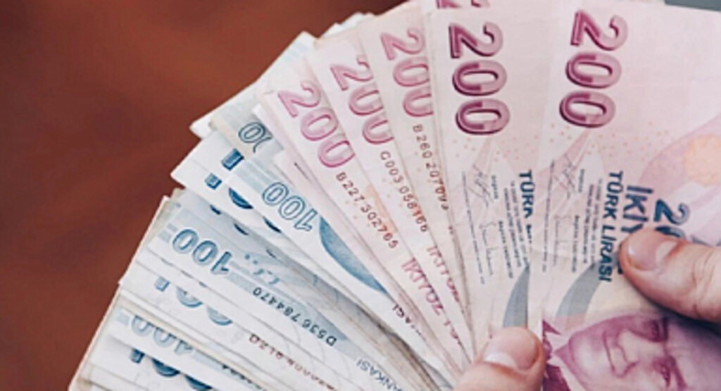 Emeklilerin Ramazan Bayramı ikramiye ödemeleri başladı