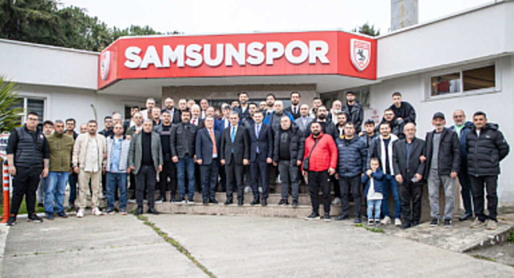 SAMSUNSPOR'DA BAYRAMLAŞMA