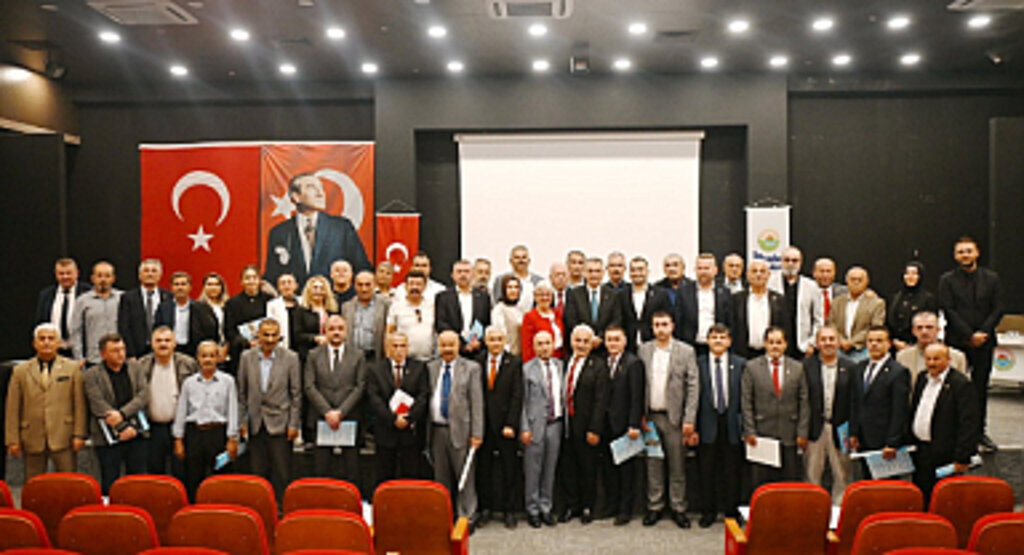 BAŞKAN İHSAN KURNAZ: “MUHTARLARIMIZ BELEDİYE İLE MAHALLELER ARASINDA KÖPRÜ VAZİFESİ GÖRÜYOR”