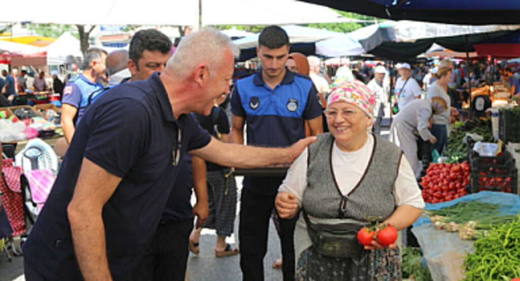 Atakum Belediyesi Zabıtası’ndan pazar denetimi
