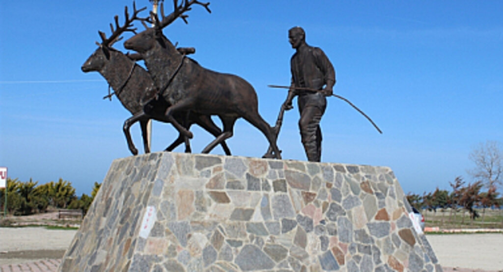 Samsun Alaçam Geyikkoşan, Geyikkoşan Baba Efsanesi, Geyikkoşan Mesire Yeri ve Türbesi