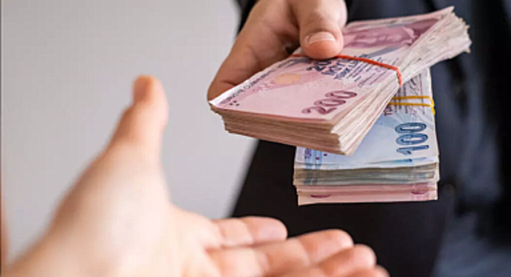 Emekliler Promosyon Peşinde: Bankalar 25 Bin TL’ye Kadar Ödeme Yapıyor!