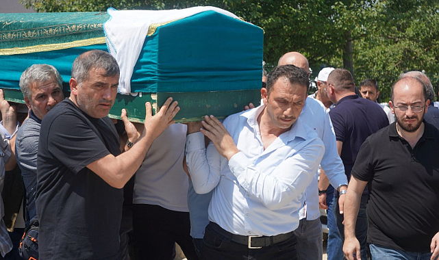 Burhan Mucur'un Annesi Son Yolculuğuna Uğurlandı