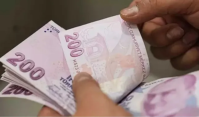 Emeklilere ve Memurlara Zam Senaryoları: İşte Ocak 2026 Maaş Artışı Hesapları