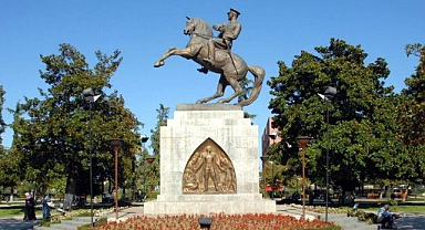 Samsun'un Milli Mücadele Ruhu: Atatürk Anıtı'nın Derin Hikayesi