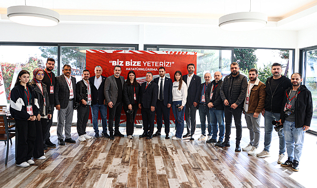 SAMSUNSPOR İCRA KURULU BASIN MENSUPLARIYLA BİR ARAYA GELDİ