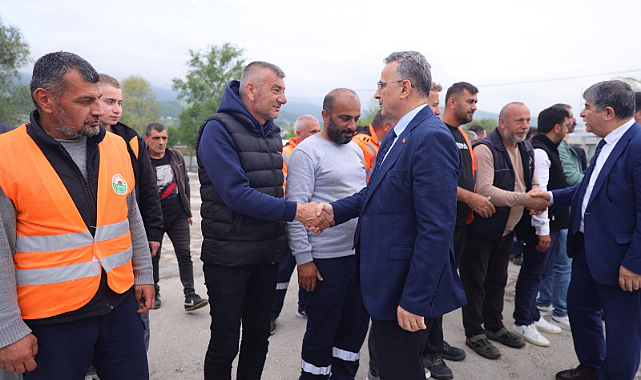 Başkan İhsan Kurnaz Personelle Bayramlaştı