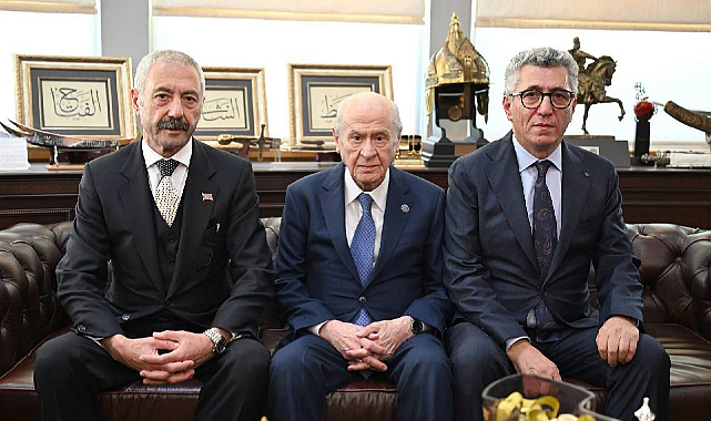 Bahçeli, Sarallar ve Şahinler aileleriyle MHP Genel Merkezi’nde bir araya geldi