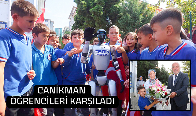 Türkiye'nin Nüfusa Kayıtlı İlk İnsansı Robotu Öğrencileri Sıralarda Karşıladı
