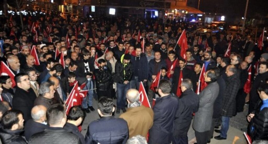 Balıkesir’de teröre tepki yürüyüşü
