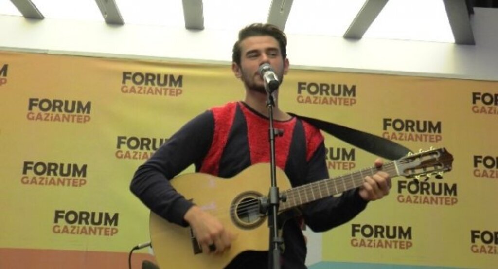 Cem Belevi Forum Gaziantep'te hayranlarıyla buluştu