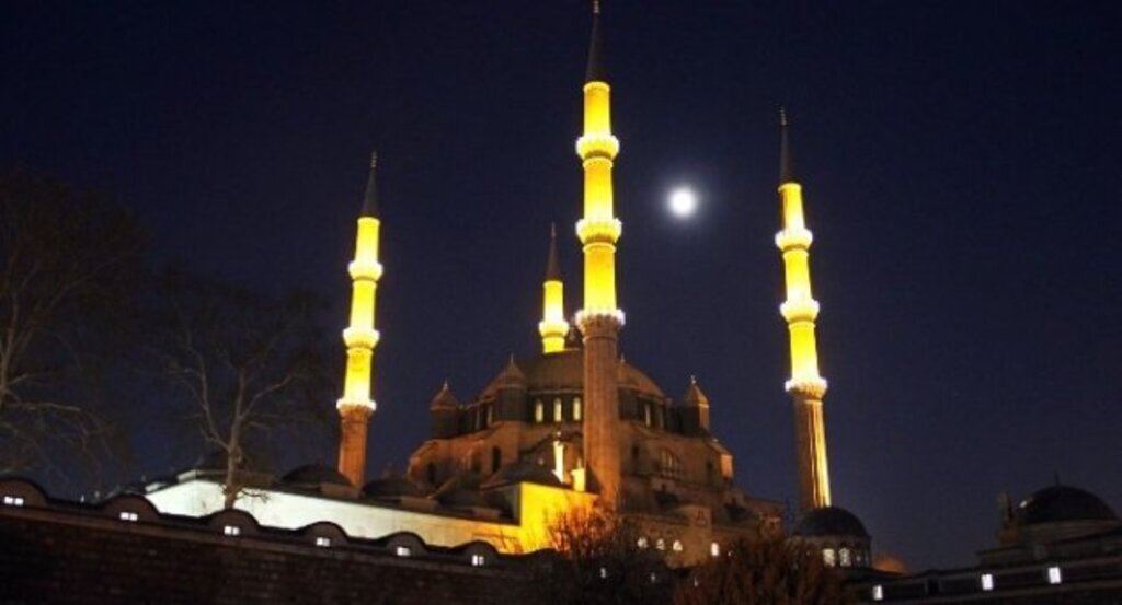 Selimiye’de Mevlid Kandili coşkusu